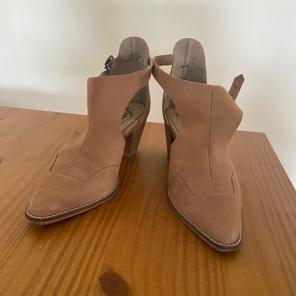 Free People, Coyote Crossing Ankle Boot, Tan, 40EU